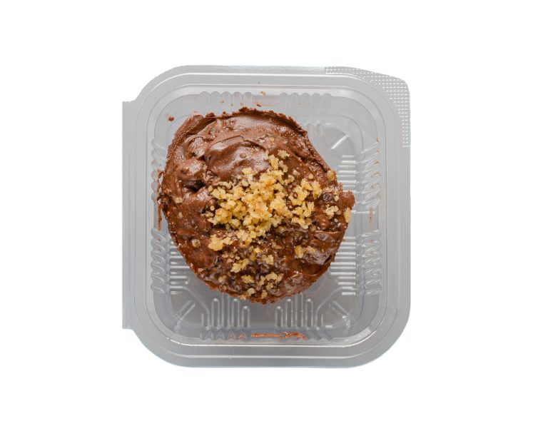 Protein muffin with protein chocolate /1,3,8/*